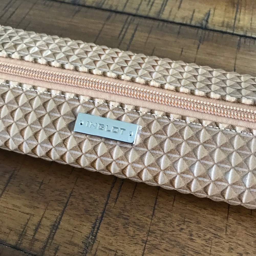 Inglot Cosmetics case